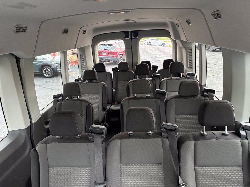 Used 2021 Ford Transit 350 XLT RWD image 10