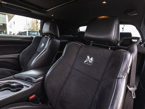 Used 2018 Dodge Challenger R/T Scat Pack image 25