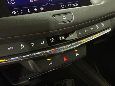 Certified 2023 Cadillac XT4 Sport image 27