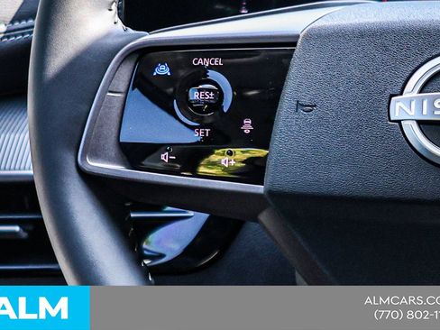 Used 2025 Nissan Murano SV FWD image 26