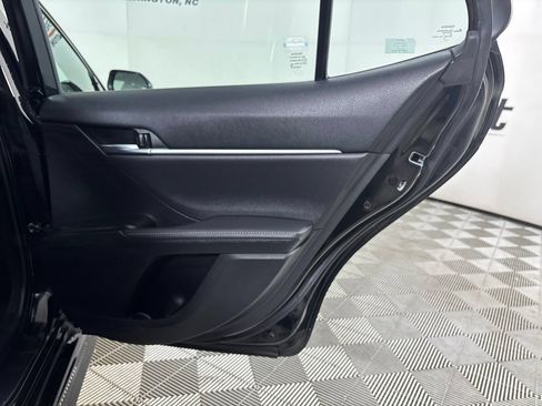 Used 2022 Toyota Camry XSE w/ Carpet Mat Package (TMS) FWD image 28