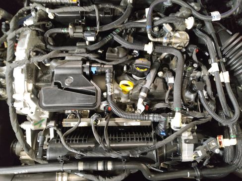 Used 2022 Ford Escape S image 30