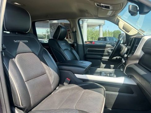 Used 2019 RAM 1500 Laramie AWD/4WD image 27