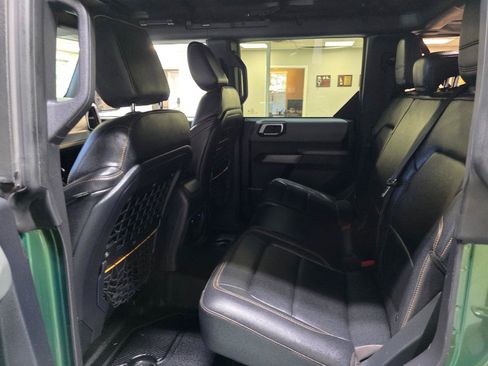 Used 2023 Ford Bronco Badlands AWD/4WD image 19