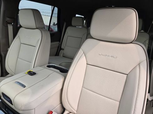 New 2026 GMC Yukon Denali AWD/4WD image 24
