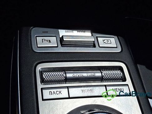 Used 2025 Genesis GV70 2.5T AWD/4WD image 24