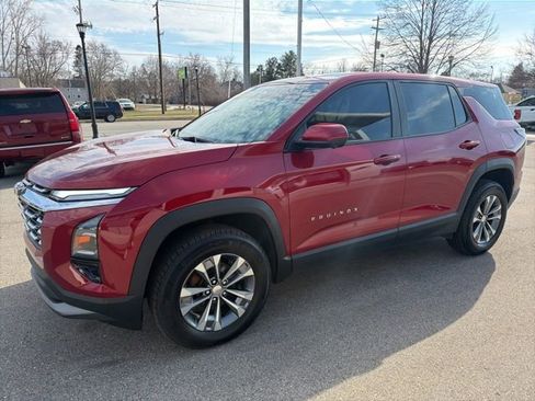 Certified 2025 Chevrolet Equinox LT w/ Safety and Technology Package AWD/4WD image 5