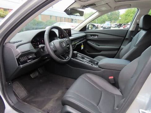 New 2025 Honda Accord EX-L image 2