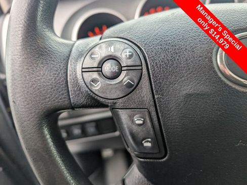 Used 2011 Toyota Tundra 4x4 CrewMax w/ Tow Pkg image 16