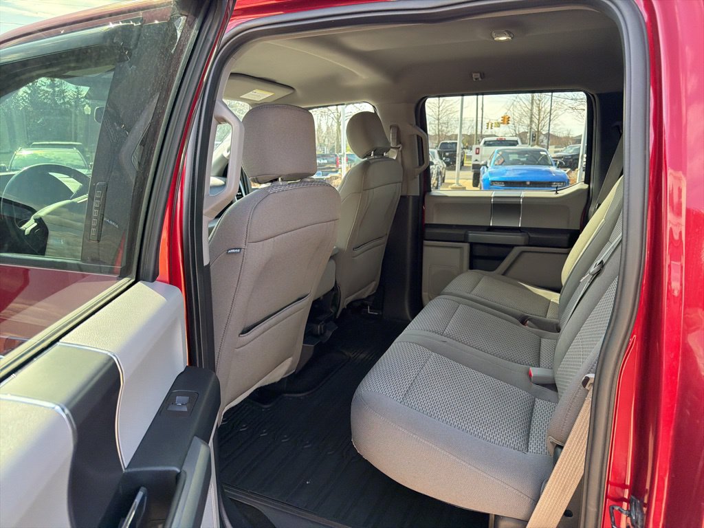 Used 2018 Ford F150 XLT w/ Equipment Group 302A Luxury AWD/4WD image 12
