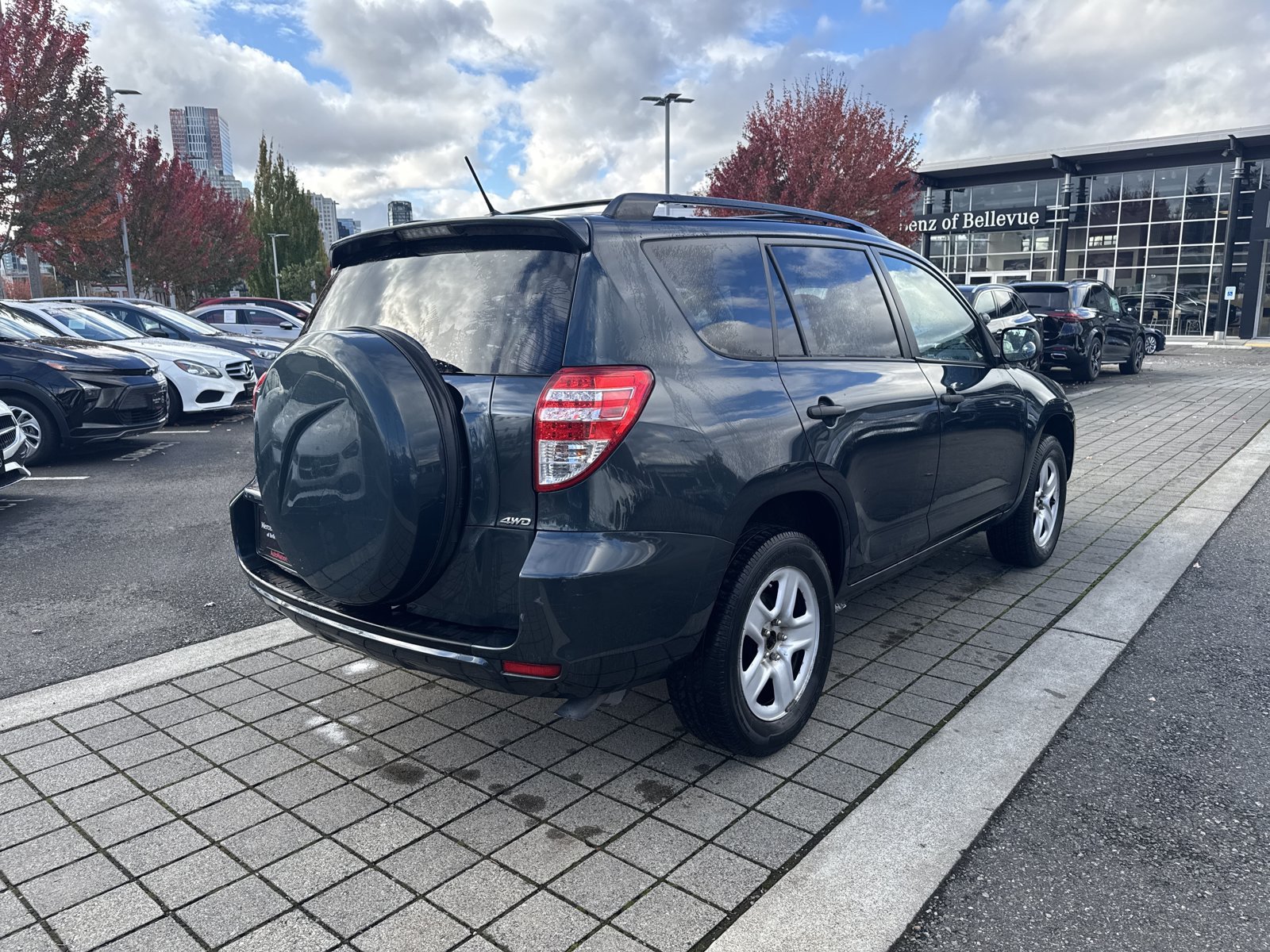 Used 2011 Toyota RAV4 4WD w/ Base L4 Extra Value Pkg image 5