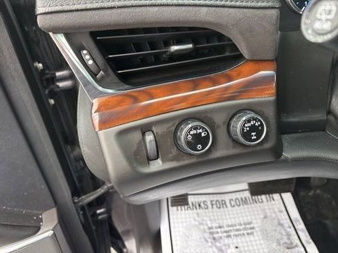 Used 2017 Cadillac Escalade Luxury image 20