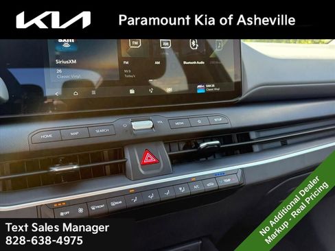 New 2025 Kia K4 LXS image 10