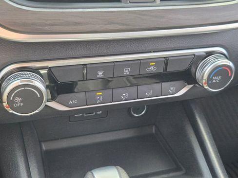 New 2026 Nissan Altima 2.5 SV FWD image 18