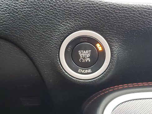 Used 2015 Dodge Challenger R/T Plus image 26