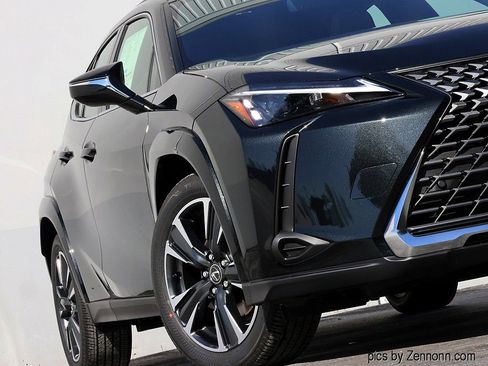 New 2026 Lexus UX 300h AWD image 4