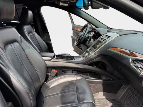 Used 2020 Lincoln MKZ Reserve w/ Monochromatic Package image 19