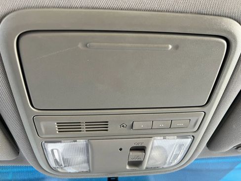 Used 2016 Honda Odyssey SE image 27