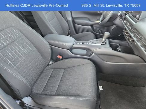 Used 2024 Honda HR-V LX image 16