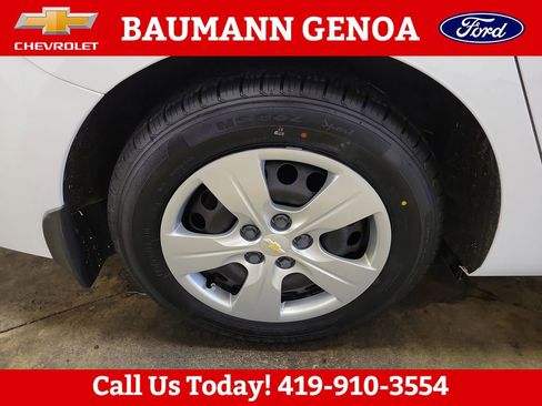 Used 2016 Chevrolet Cruze LS FWD image 27