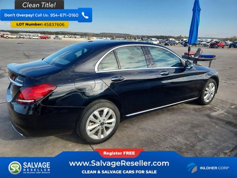 Used 2019 Mercedes-Benz C 300 Sedan image 4