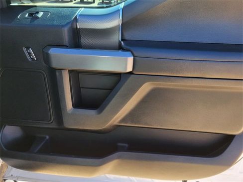 Used 2016 Ford F150 XLT w/ Equipment Group 301A Mid image 9