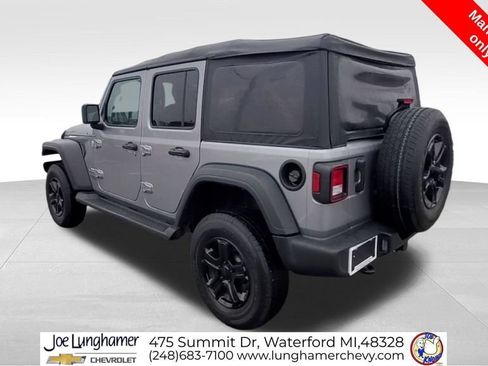 Used 2021 Jeep Wrangler Unlimited Sport AWD/4WD image 7