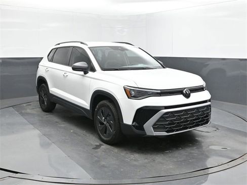 New 2025 Volkswagen Taos S image 22