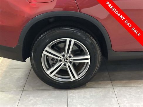 Certified 2022 Mercedes-Benz GLC 300 4MATIC image 9