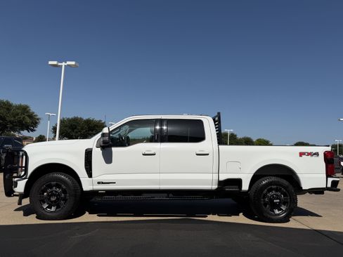 Used 2023 Ford F250 Lariat w/ Lariat Ultimate Package AWD/4WD image 4