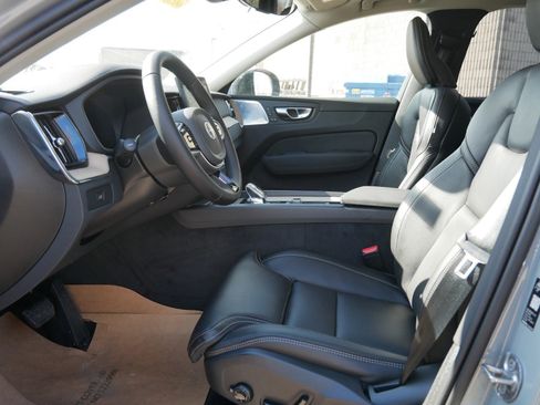 New 2026 Volvo XC60 B5 Ultra w/ Climate Package AWD/4WD image 5