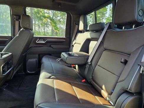 New 2026 GMC Sierra 2500 Denali w/ Denali Reserve Package AWD/4WD image 19