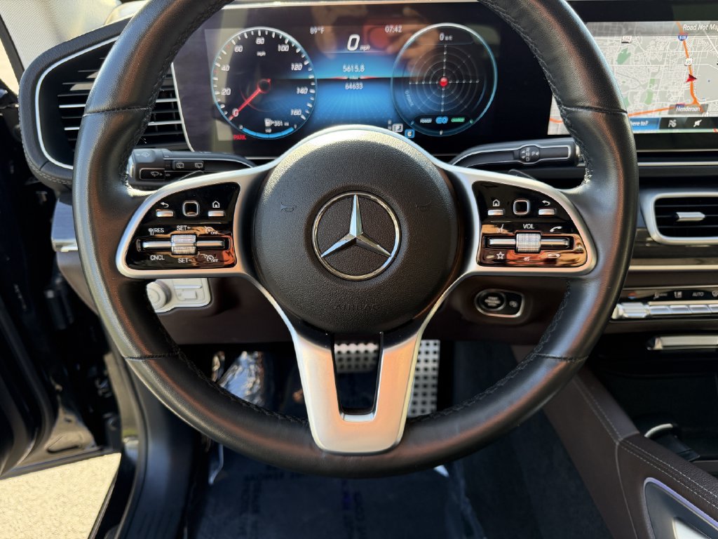 Used 2022 Mercedes-Benz GLS 450 4MATIC image 25