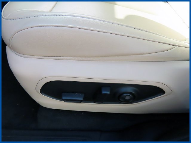 Used 2023 Jeep Grand Cherokee Limited AWD/4WD image 13