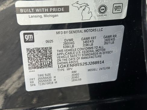 Used 2025 GMC Acadia Denali w/ LPO, Floor Liner Package image 27