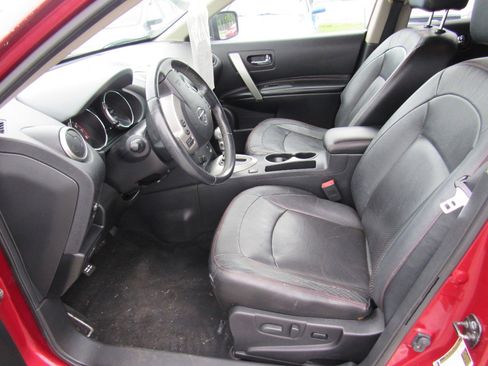 Used 2010 Nissan Rogue SL w/ Premium Pkg image 7