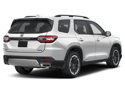 New 2026 Honda Pilot image 2