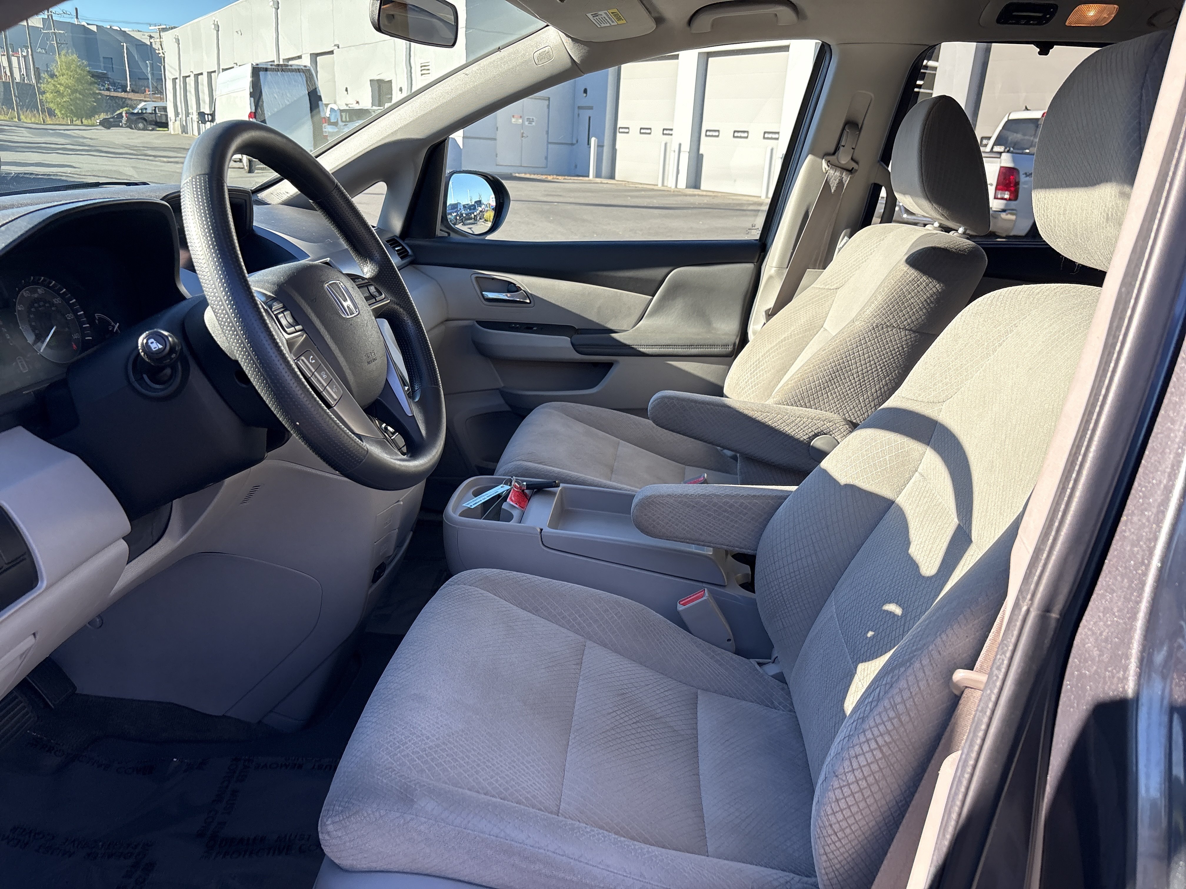 Used 2014 Honda Odyssey EX image 16