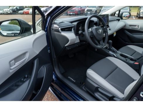 New 2026 Toyota Corolla LE image 10