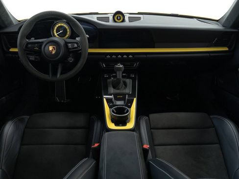 Used 2022 Porsche 911 GT3 image 21