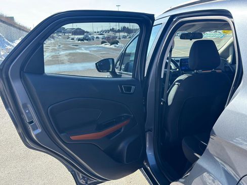 Used 2021 Ford EcoSport SE w/ SE Appearance Package image 39