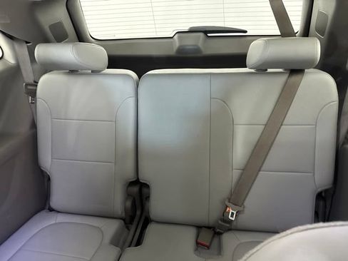 Used 2019 Chevrolet Traverse LT FWD image 30