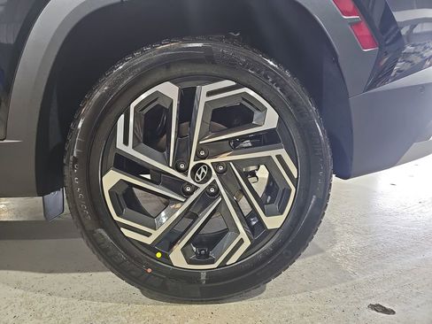 New 2026 Hyundai Tucson Limited image 35