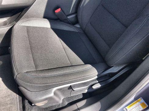 New 2026 Chevrolet Equinox EV LT image 12