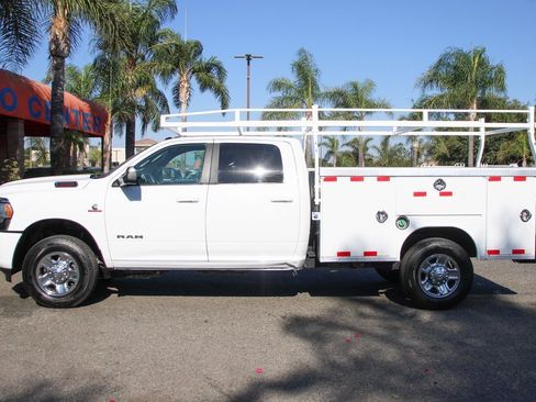 Used 2021 RAM 3500 Big Horn image 5