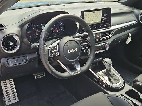Certified 2023 Kia Forte GT-Line w/ GT-Line Technology Package FWD image 26