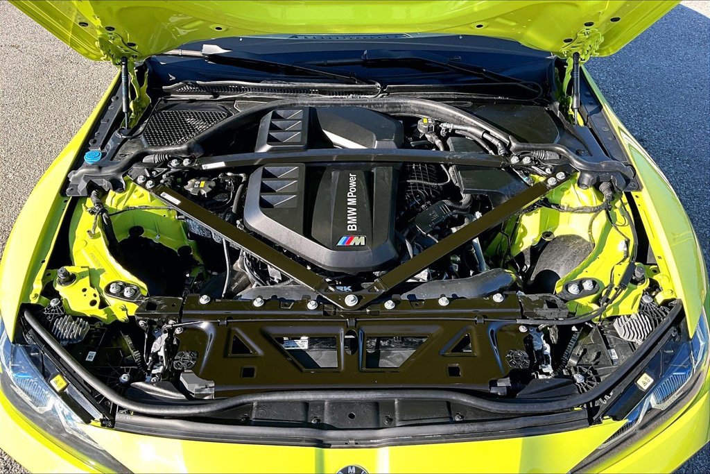 Used 2022 BMW M4 xDrive Competition w/ M Carbon Exterior Package AWD/4WD image 12