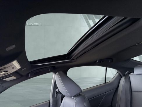 Certified 2026 Lexus IS 350 F Sport image 18