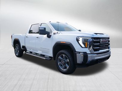 New 2025 GMC Sierra 2500 SLT w/ SLT Premium Package