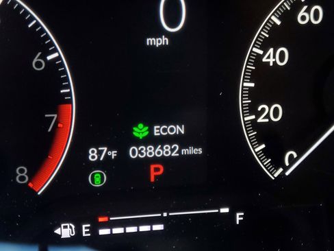 Used 2023 Honda Civic Sport image 27